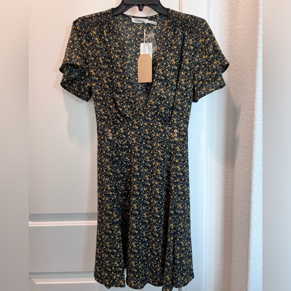 NWT Mini Dress (Size L) Black with Yellow Flower print